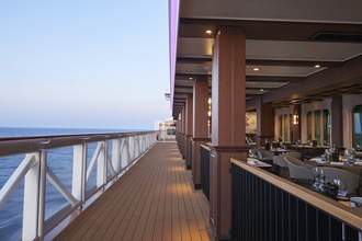 NCL Norwegian Joy La Cucina 3 ©Rick Diaz.jpg